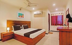Hotel O Vaishnavi Park